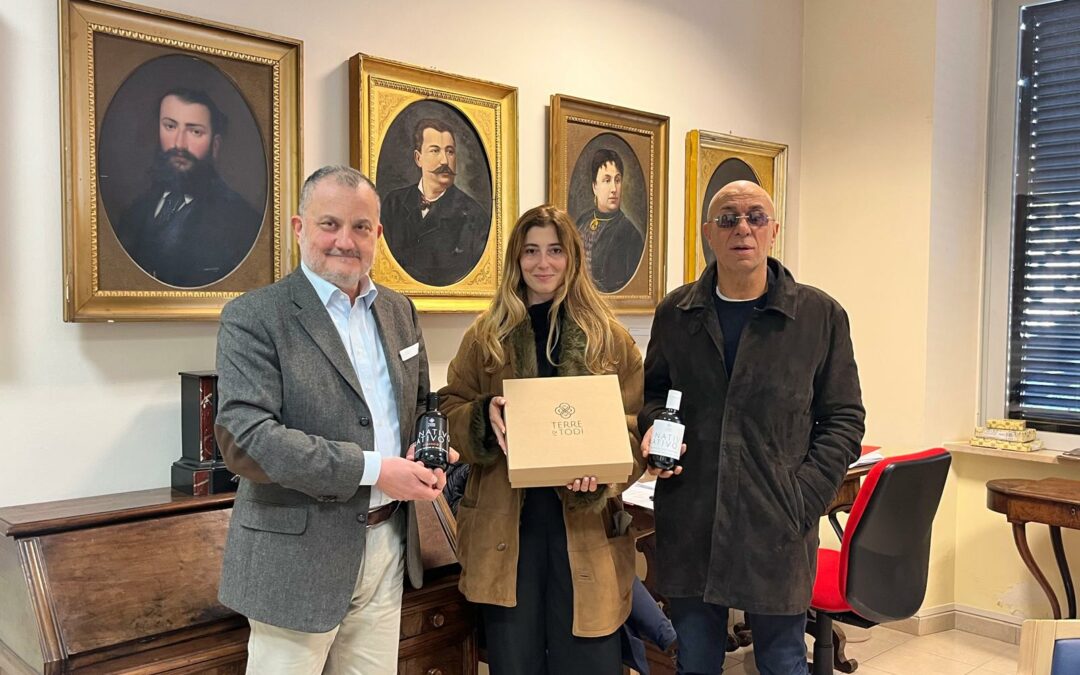 L’olio nuovo di “Terre di Todi” per gli Anziani della Residenza Protetta.