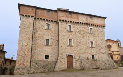AVVISO PUBBLICO – MANIFESTAZIONE DI INTERESSEPER LA PRESENTAZIONE DI PROPOSTE PROGETTUALI FINALIZZATE ALLA VALORIZZAZIONE DEL COMPLESSO IMMOBILIARE SITO IN FRAZ. MONTENERO DI TODI (PG) DENOMINATO “CASTELLO DI MONTENERO” E FABBRICATO ADIACENTE DENOMINATO “GRANAIO DEL CASTELLO”
